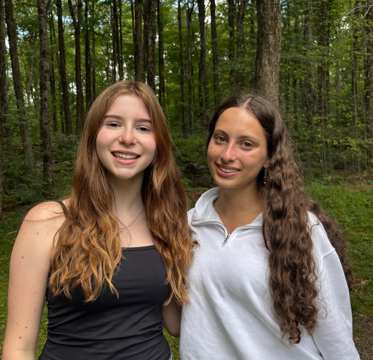 Profile picture of Layla James and Livia Aronson