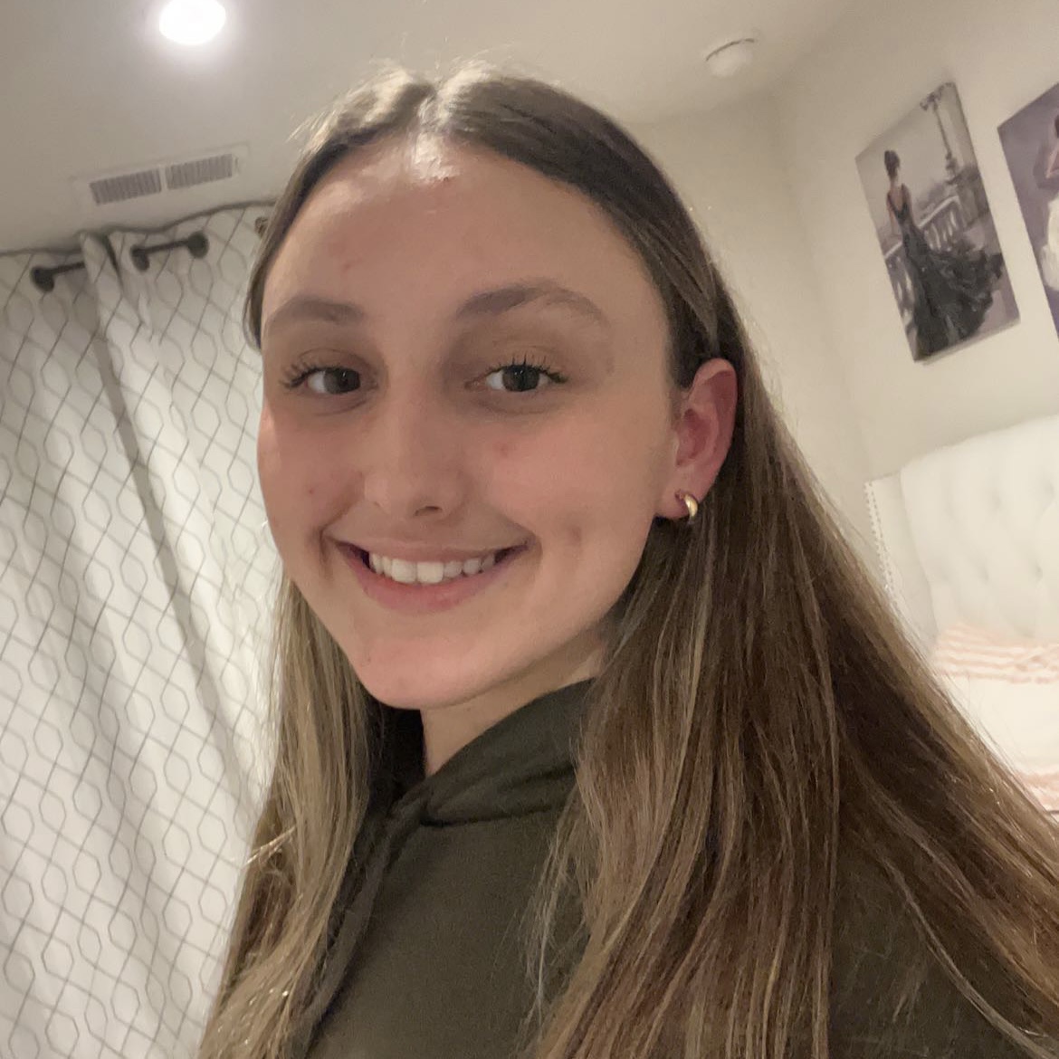 Profile picture of Ronit Hizgiaev