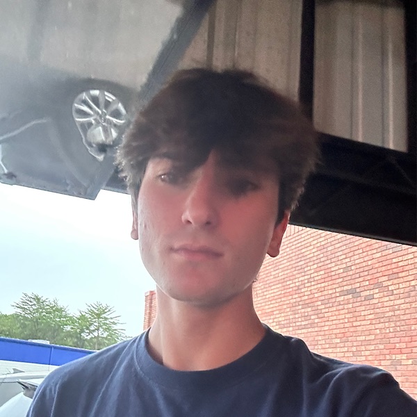 Profile picture of Gavin Bossak